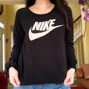 Black Nike Crewneck